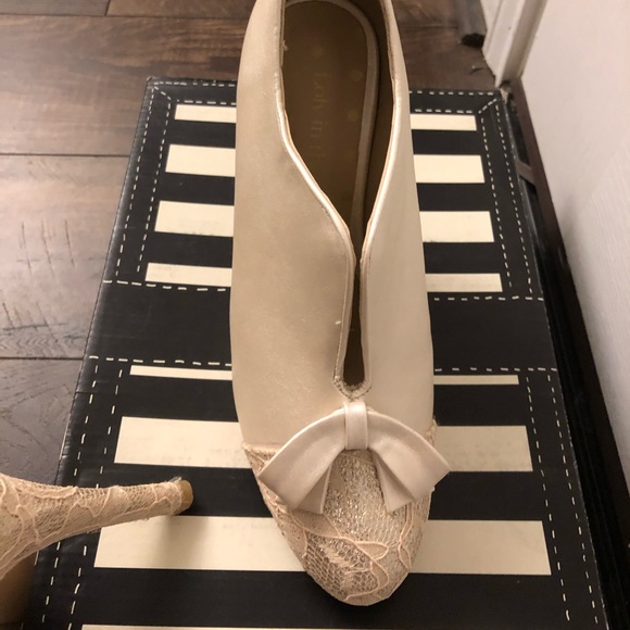 Ivory Wedding/Formal shoes - Picture 4 of 5